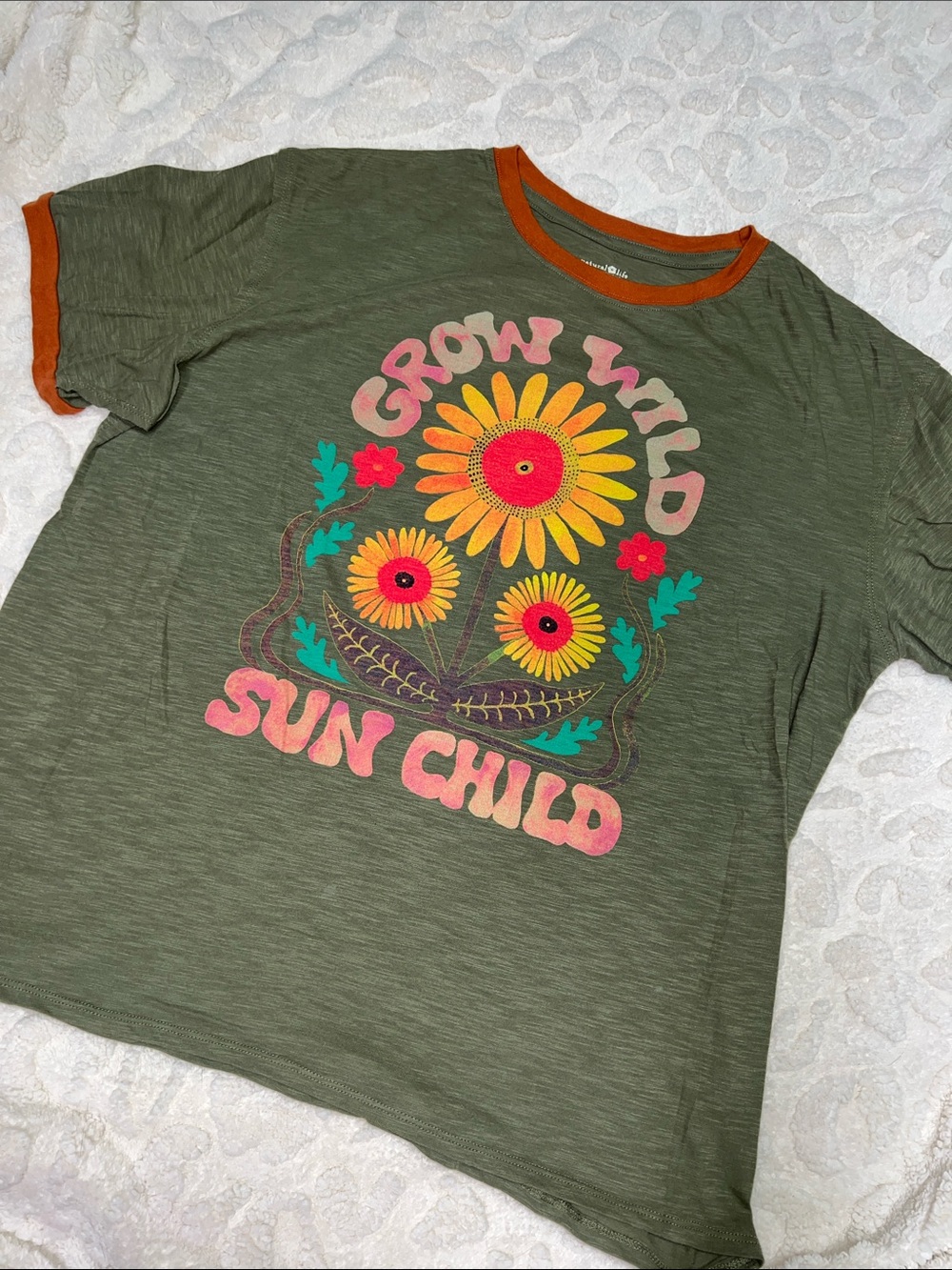 Women’s natural life 'Grow Wild Sun Child' Graphic Tee